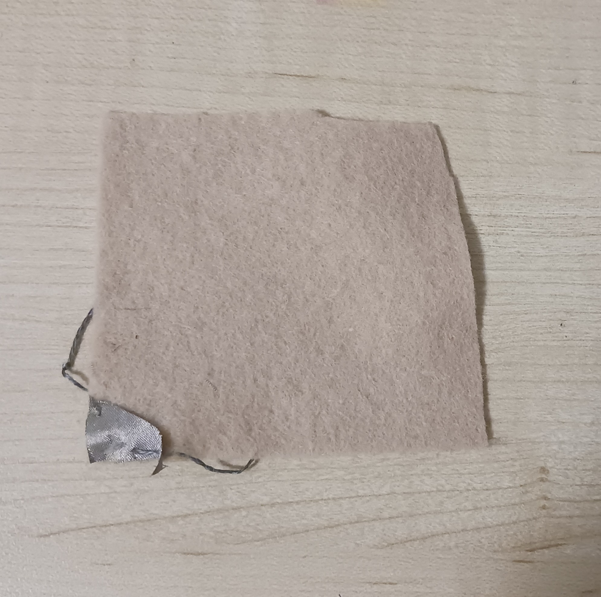 Step 1 of constructing basic fabric circuit