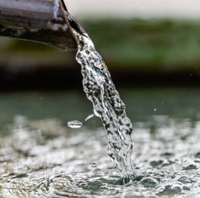 Audio of water running<br><audio controls src='audio/running_water.mp3'></audio>